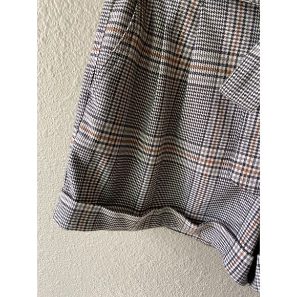 Abercrombie & Fitch High Waisted Plaid Shorts With Waist Tie - Picture 6 of 10